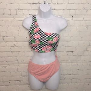 Women's Adorable One Piece One Shoulder Swimsuit Size 8/10